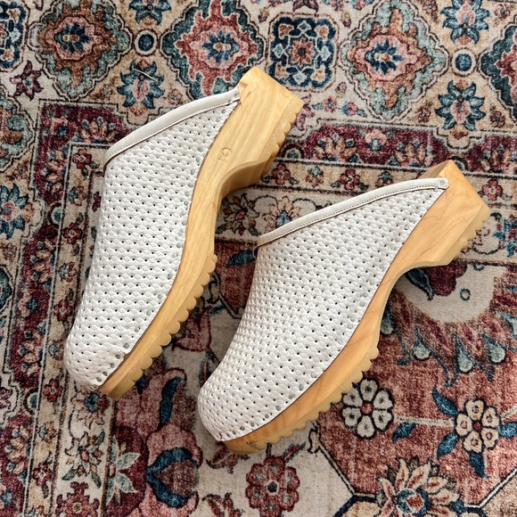 💯 authentic SWEDISH hand made leather wood platform clogs, size 10 - Picture 2 of 6